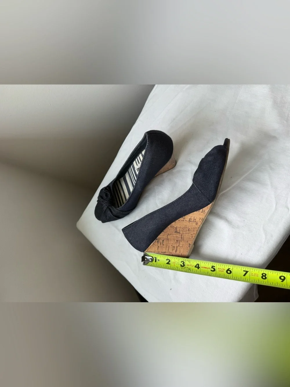 American Eagle Blue Peep-Toe wedge flats Size 8.5